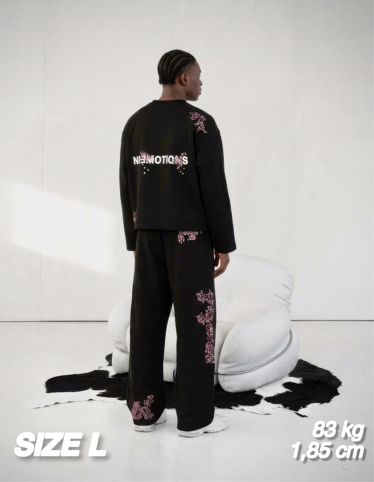 BLOSSOM LONGSLEEVE BLACK