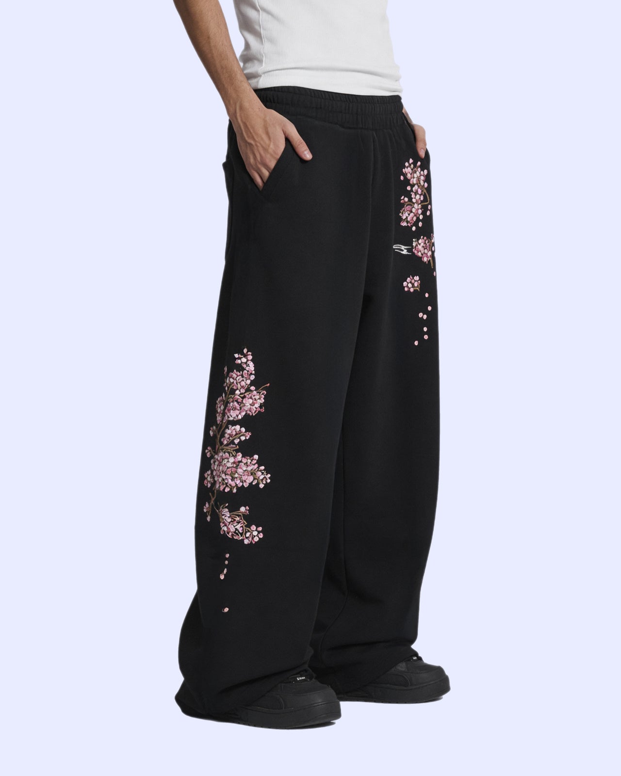 BLOSSOM SWEATPANTS BLACK