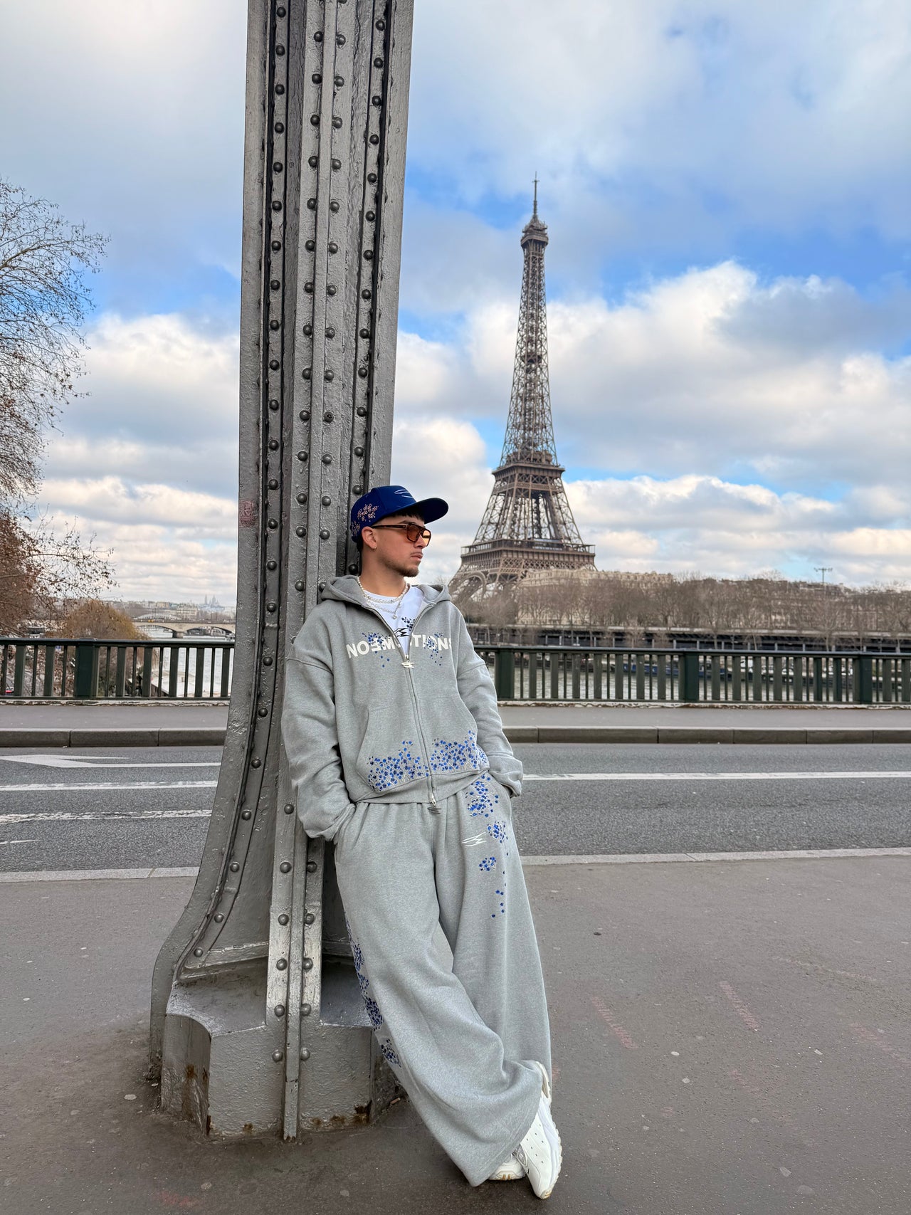 BLOSSOM ZIP HOODIE GREY